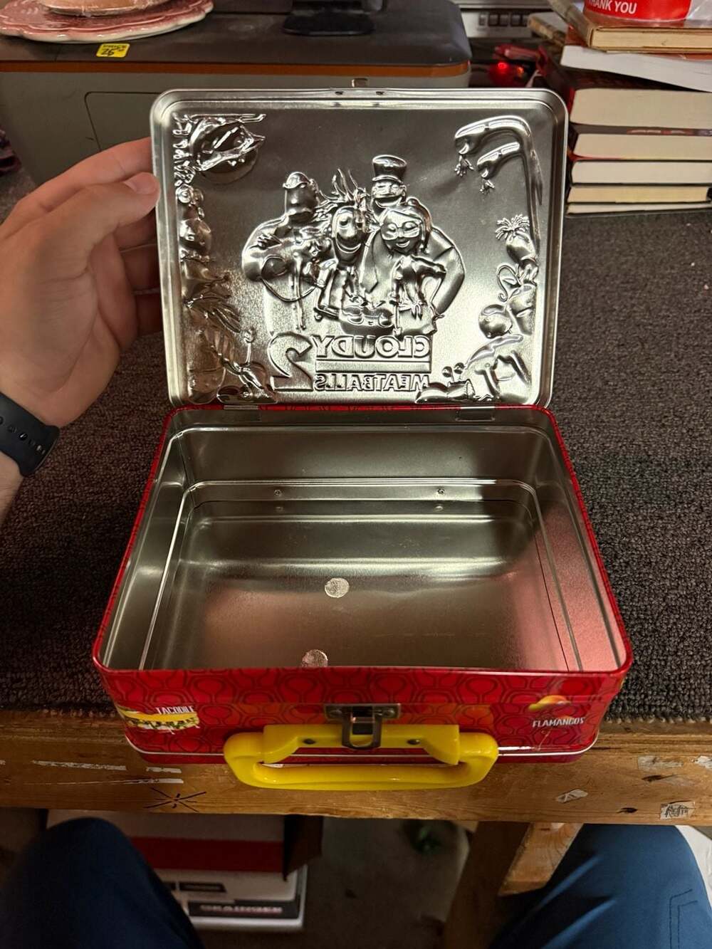Cloudy with a Chance of Meatballs 2 Tin Lunch Box - Picture 7 of 7